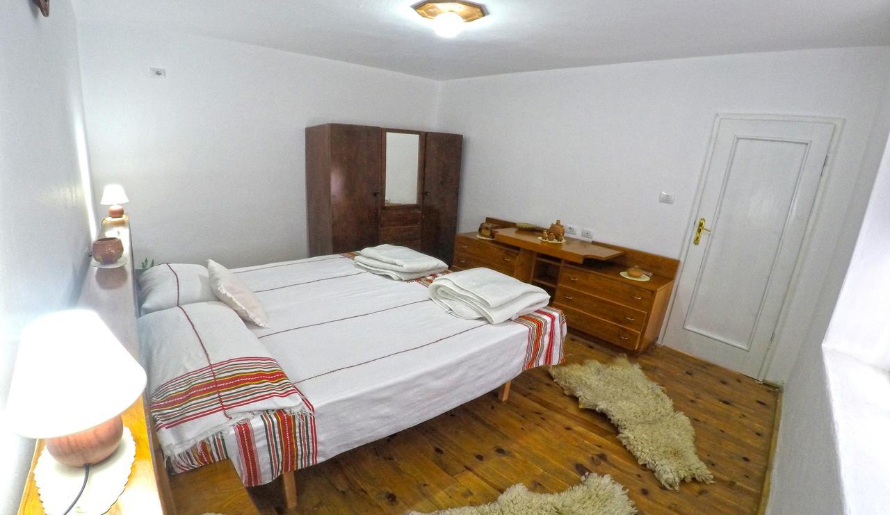 Hostel Hospitality Krujë